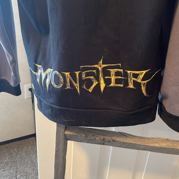 KISS Sweater - Picture 5 of 5